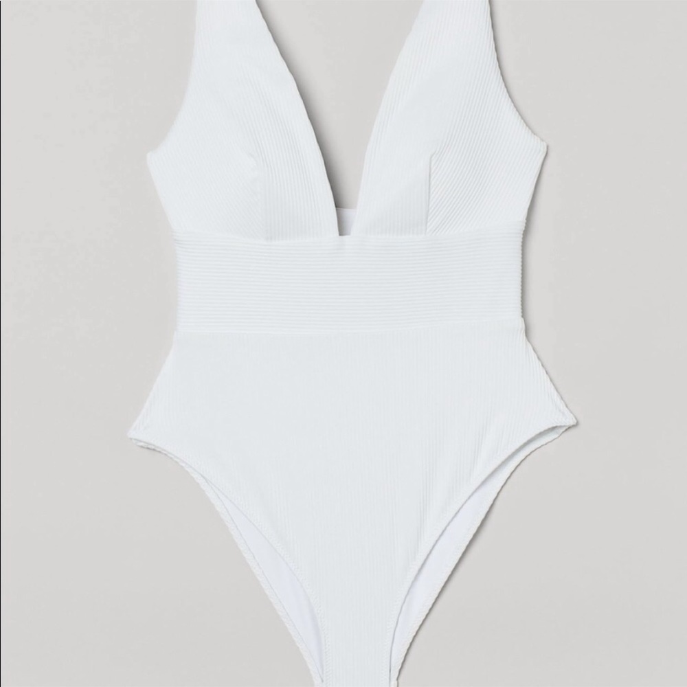 H&M white one piece swimsuit